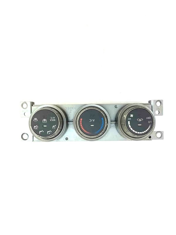 2006 Altima 4dr SDN HEATER / AC manual controls *Lite Scratches
