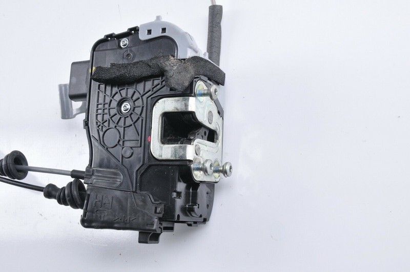 HYUNDAI SONATA Front Right RH Door Lock Latch Actuator OEM 2011 - 2015