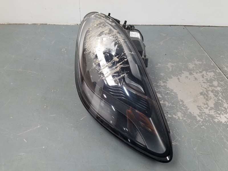 2022 Porsche Cayman GT4 Right Passenger Xenon LED Head Light - Damage #5316 L2