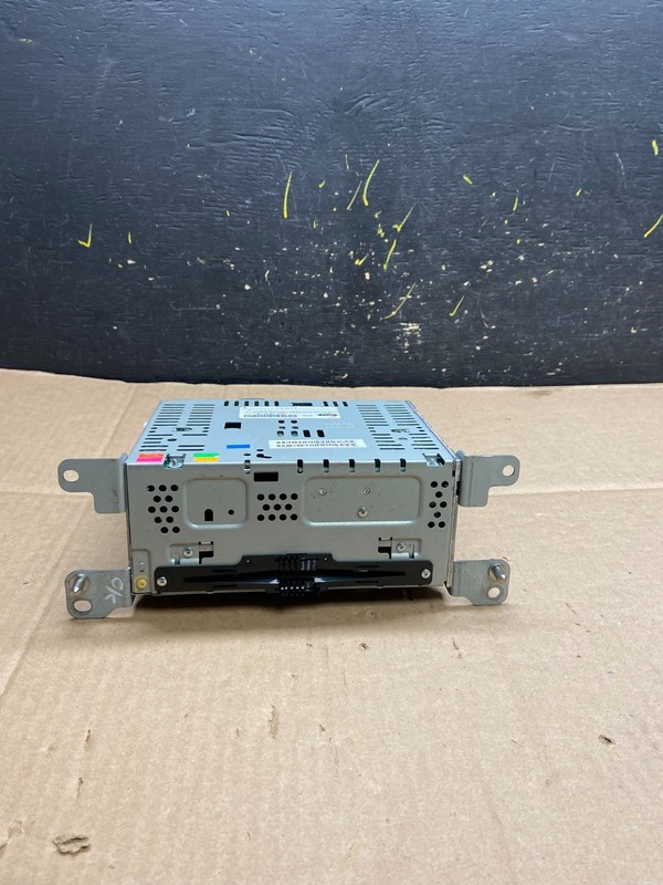 2019 2020 Ford Fusion Radio Audio Receiver AM FM CD MP3 OEM Y7319 DG