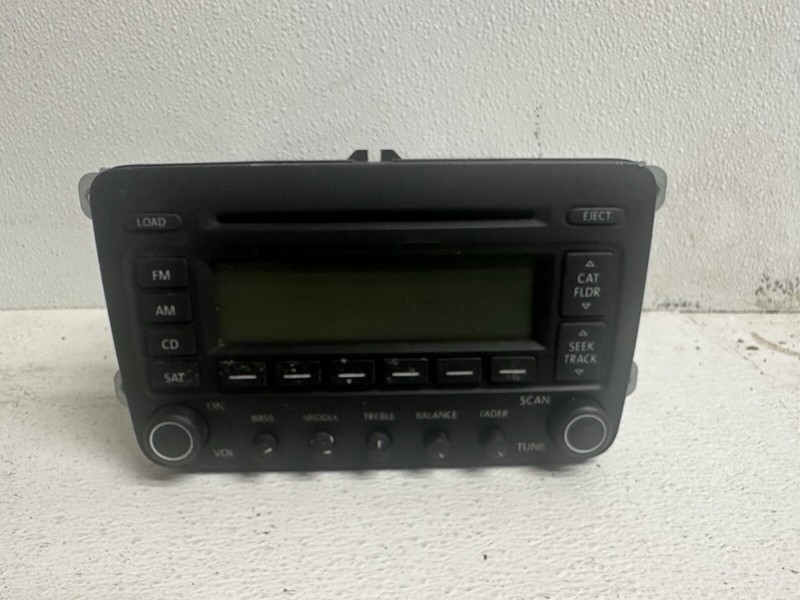 2006-2010 Volkswagen Passat Radio Sat Stereo 2 DIN Disc CD Player