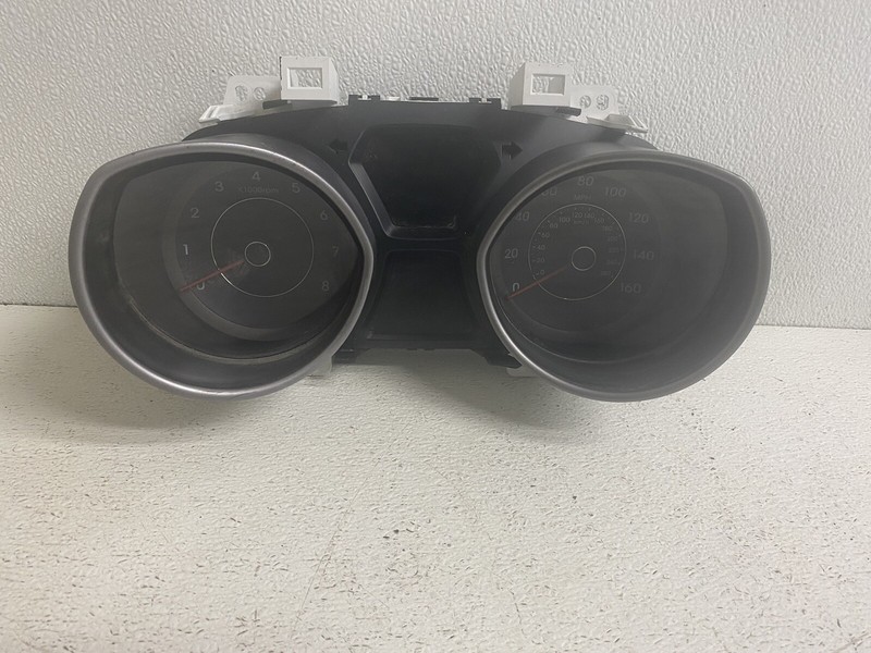 2013 Hyundai Elantra Coupe 5spd Manual Korea Built Speedometer Cluster 115K