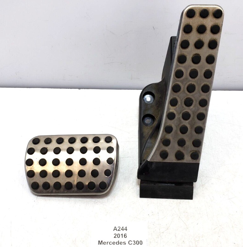 ✅ 15-23 OEM Mercedes W205 C300 Gas Brake Pedal Accelerator SET Of 2