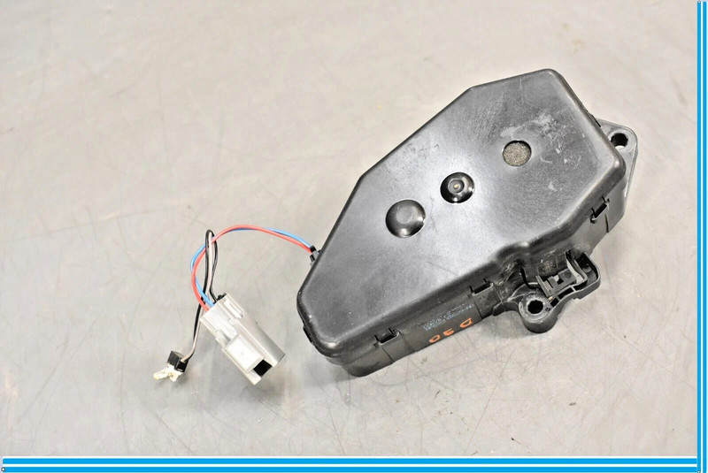10-19 Jaguar XJ XJL Rear Back Trunk Boot Lid Latch Lock Motor AF6314B529AD OEM