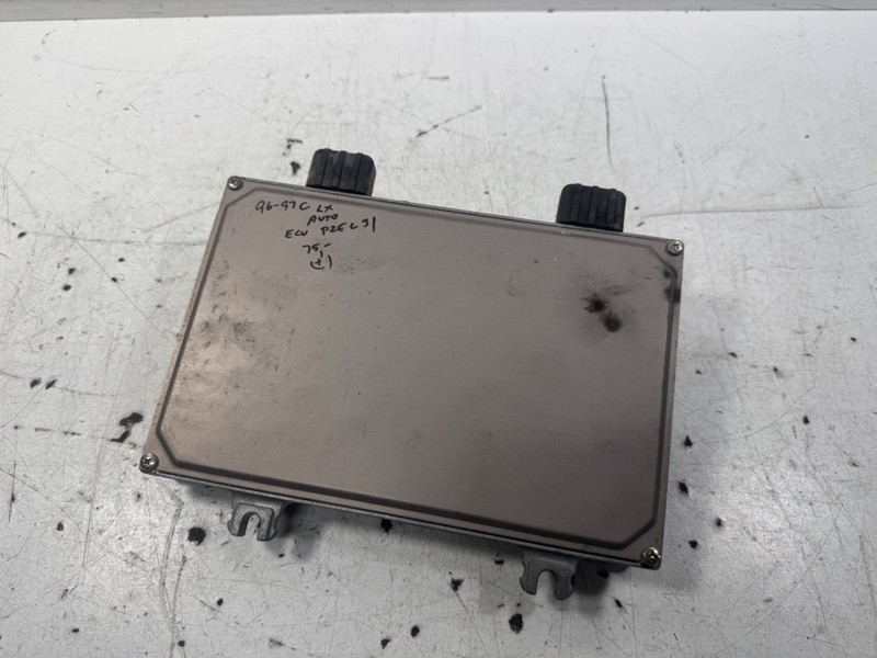97 Honda Civic 4D LX MT ECU/ECM Engine Control Unit Module 37820-P2E-L31 OEM