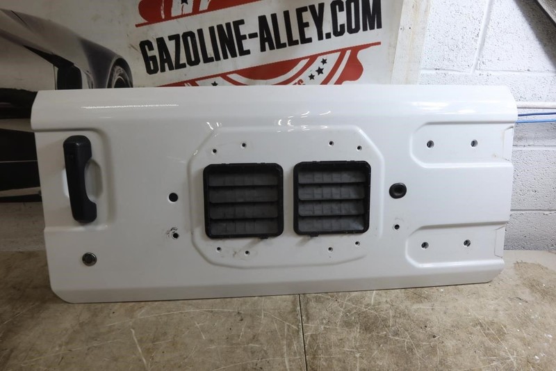 2018-2025 Jeep Wrangler JL JLU OEM Rear Tailgate Back Door PW7 68281561