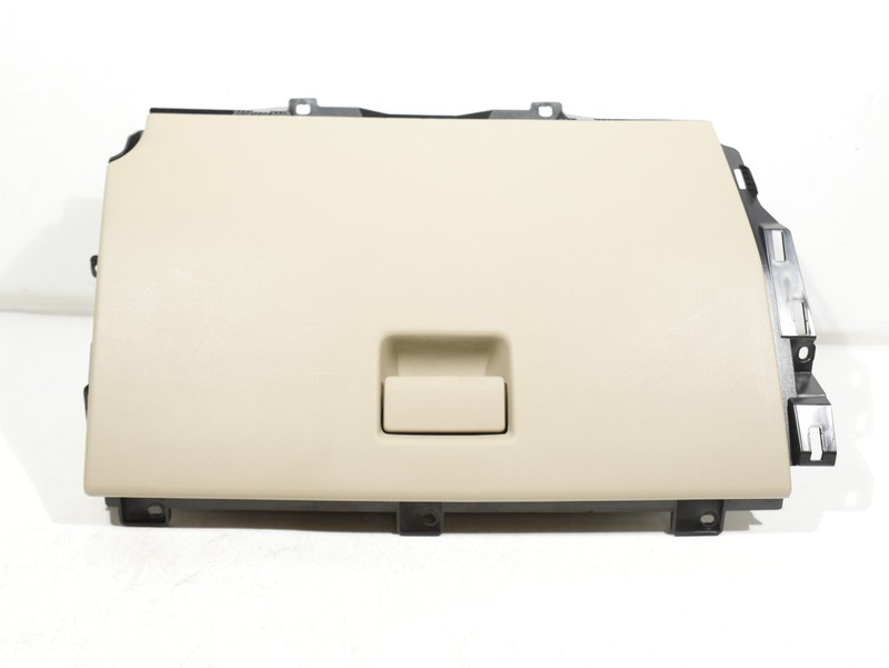 2017-2019 Land Rover Discovery Sport L550 Front RIGHT Glove Box Almond 034DV OEM