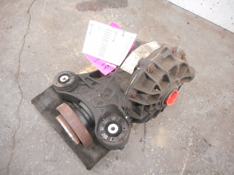 2017-2019 Jaguar XE 3.0L Rear Axle Carrier Differential Diff OEM XF XFSport