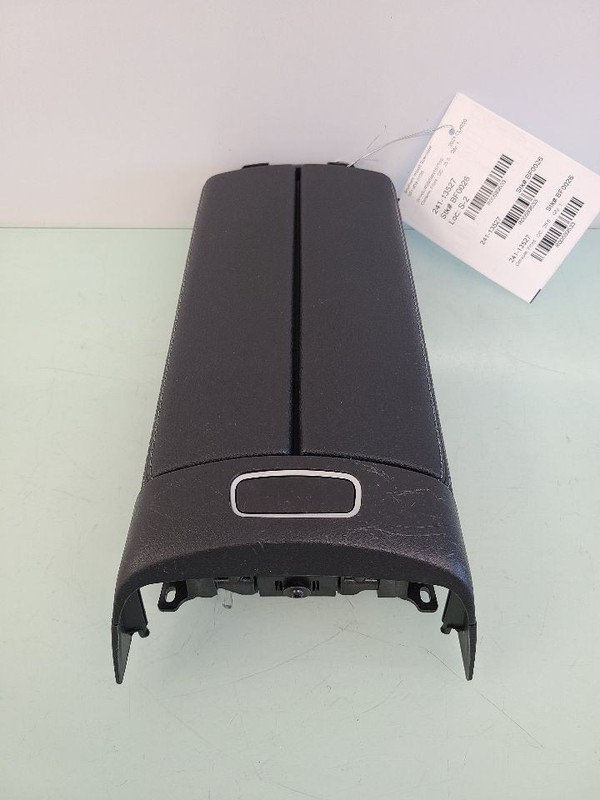 Console Front 118 Type CLA250 Floor Armrest Fits 20-23 MERCEDES CLA-CLASS 589533
