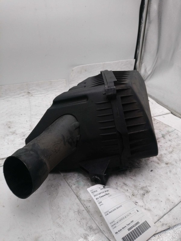 2013 Chevrolet Captiva Sport Air Cleaner Assembly OEM 2.4L Used Part
