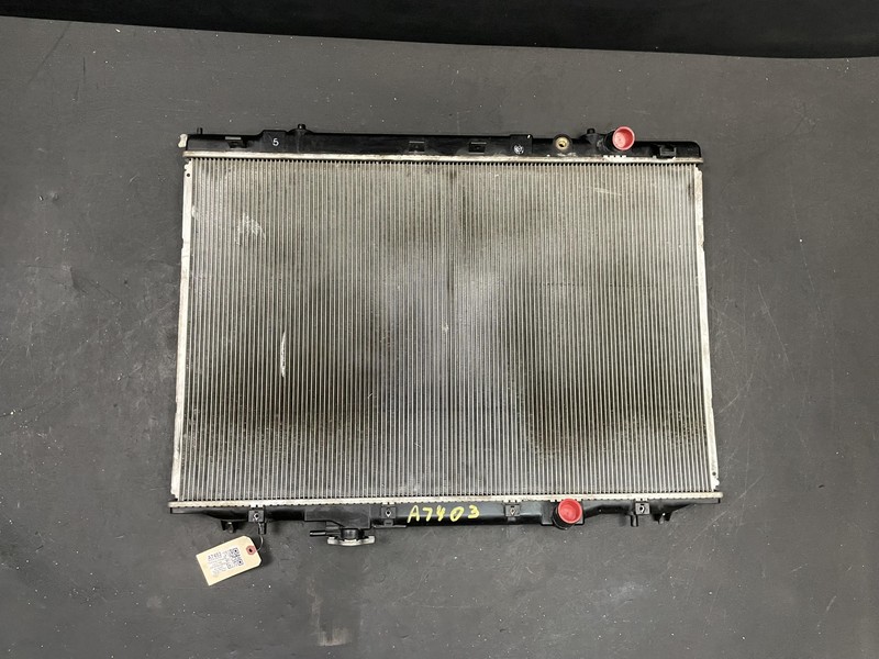 Engine Radiator 2018 Acura MDX 19010-5J6-A01 2014 2015 2016 2017 2019 2020