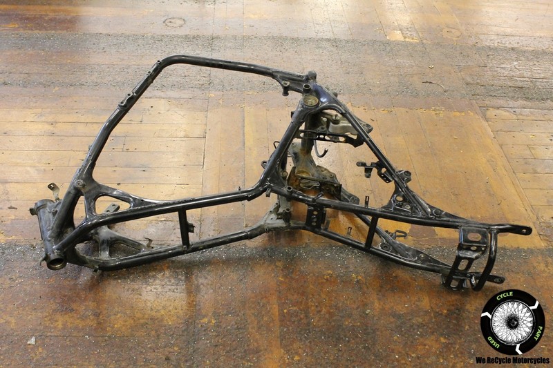 1984 HONDA VF 1100 S SABRE MAIN FRAME CHASSIS BODY OEM VF1100 84