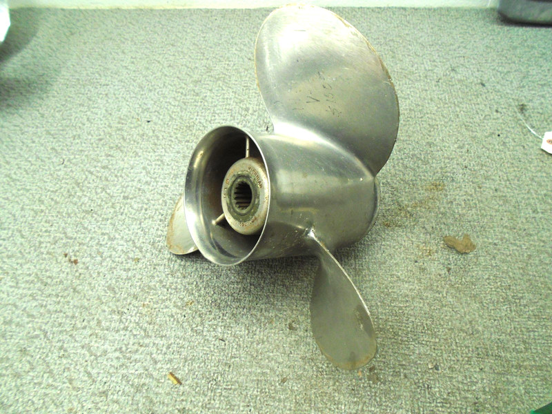 MICHIGAN WHEEL STAINLESS PROPELLER SSO-649-C Right Hand Rot 14 DIA X 19P Parts