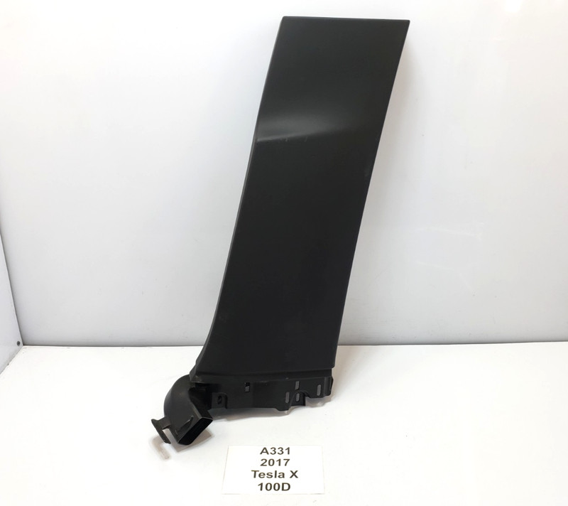 ✅ 16-20 OEM Tesla Model X Right Passenger Side B Pillar Lower Trim Cover Panel