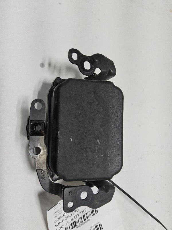 2016-2018 Toyota Prius Adaptative Cruise Radar Unit Grill Mounted