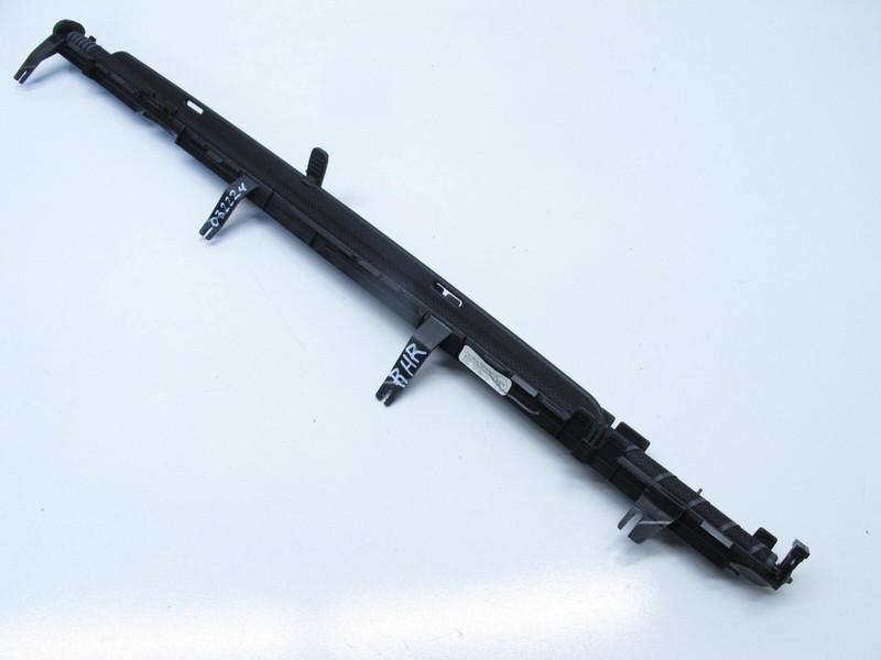 07-13 BMW E70 X5 RIGHT REAR DOOR RETRACTABLE WINDOW UV SUN SCREEN SHADE 032224