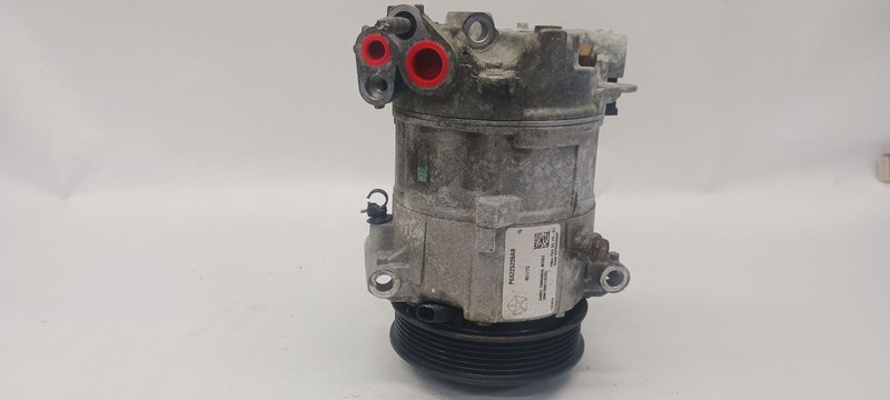 17-'24 CHRYSLER PACIFICA AC Compressor w/o rear AC 69k miles OEM 1 Year Wnty!