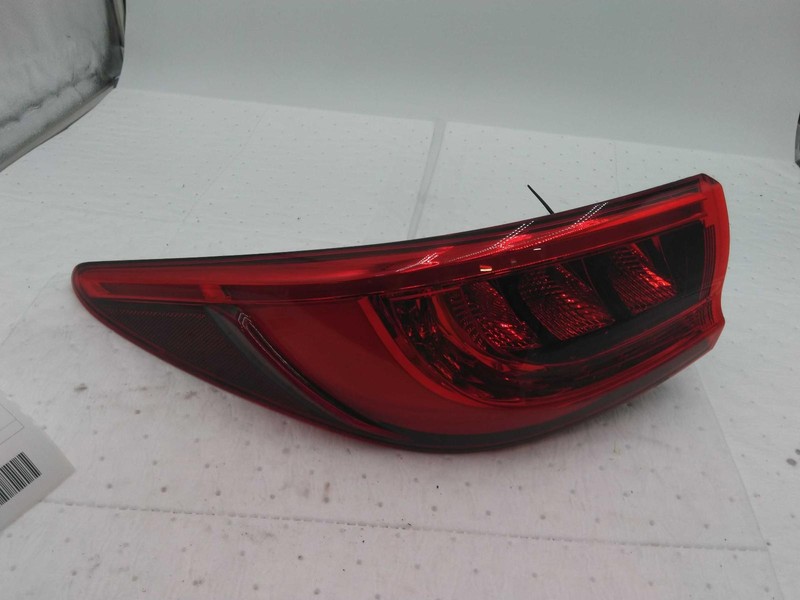 2017 INFINITI QX30 Left Tail Light Assembly White OEM 661563 85K Miles
