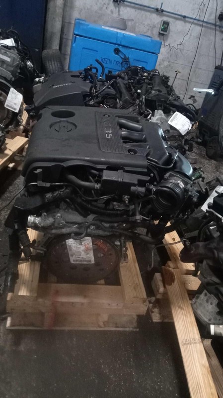 2011 Nissan Altima 3.5L V6 Engine Complete Assembly OEM 125K Miles Maroon