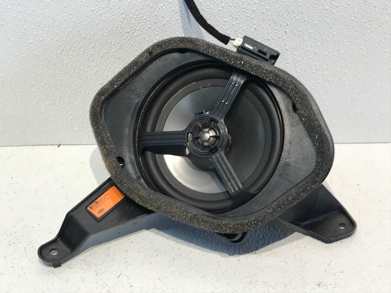 11-12 Kia Sedona Left Driver Side Rear Speaker OEM 96350-4D600