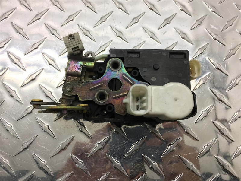 2005 CHEVROLET EXPRESS 3500 FRONT PASSENGER RIGHT DOOR LOCK ACTUATOR OEM