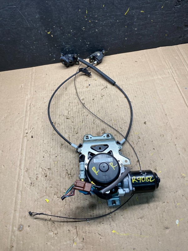 2005 - 2010 Honda Odyssey Rear Right Sliding Door Lock Actuator Motor r9082 DG