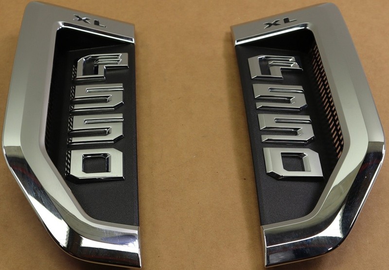 17-22 Ford F550 XL Chrome Fender Emblem HC3B55000A72;HC3B55000A73 RH+LH OEM