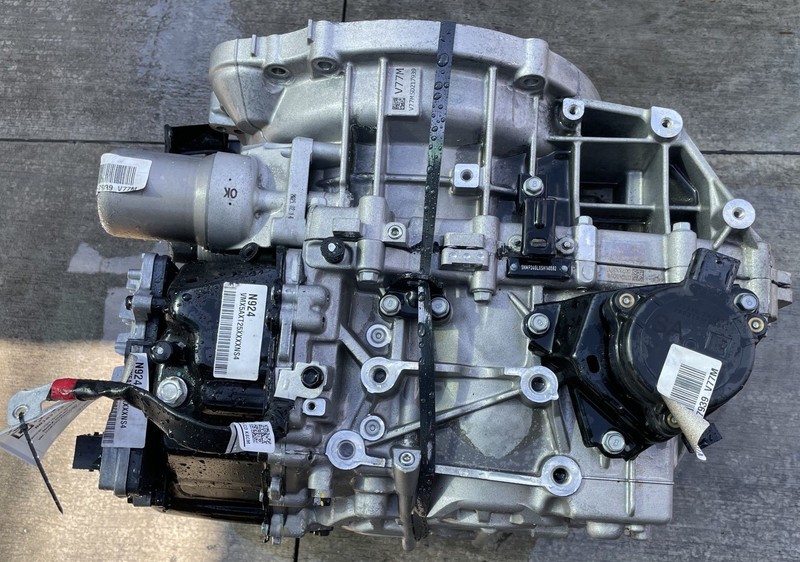 HYUNDAI SANTA FE FWD AUTO TRANSMISSION ASSEMBLY 2.5L 28K MILES 2024-2025 #109320