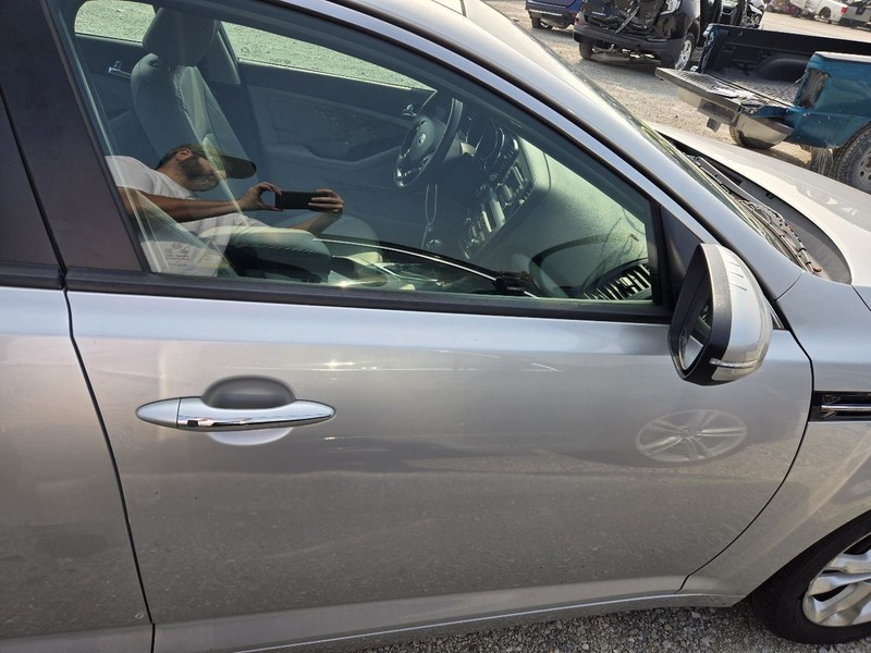 Passenger Front Door Electric EX Luxury Canada Fits 11-13 OPTIMA 3528807