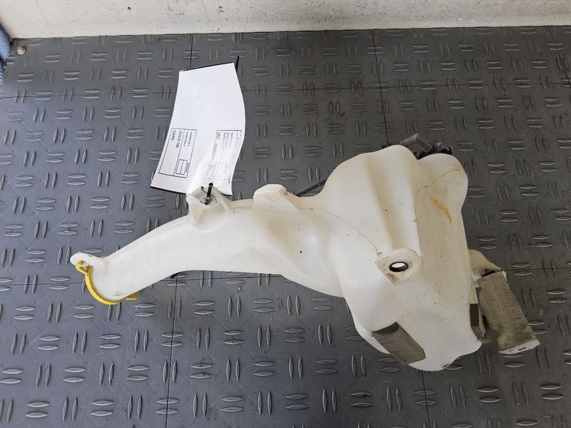Wash Reservoir Fits 14-23 CHALLENGER 3529325