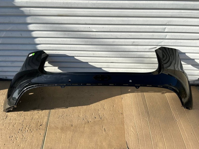 ✅ 20-22 Tesla Model Y Rear Bumper Cover w/dent and scratches