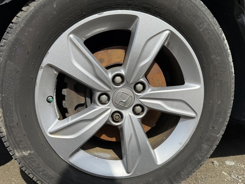2018-2020 Honda Odyssey 18X7.5 5 Spoke Alloy Wheel Silver Curb Rash