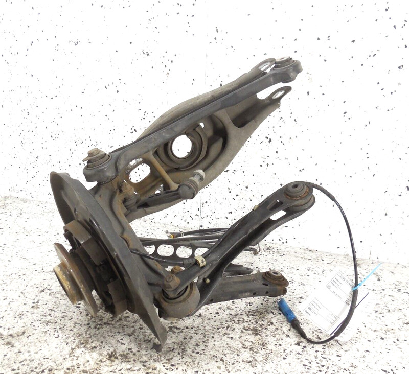 2012-2015 BMW X1 Rear Spindle Knuckle Hub Control Arm Passenger Right RH OEM