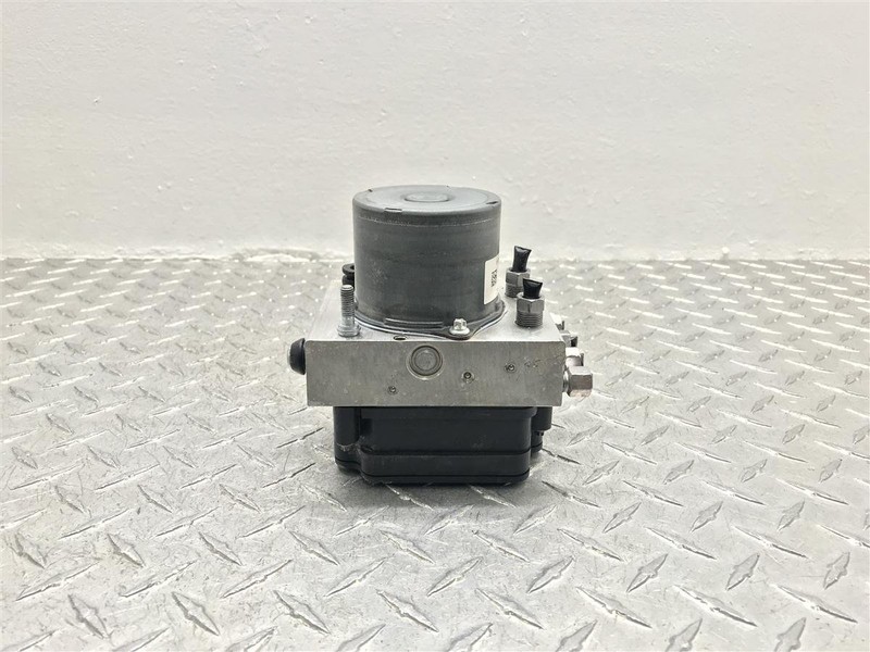14 15 16 CARAVAN TOWN & COUNTRY 3.6L ABS PUMP OEM 68183803AC
