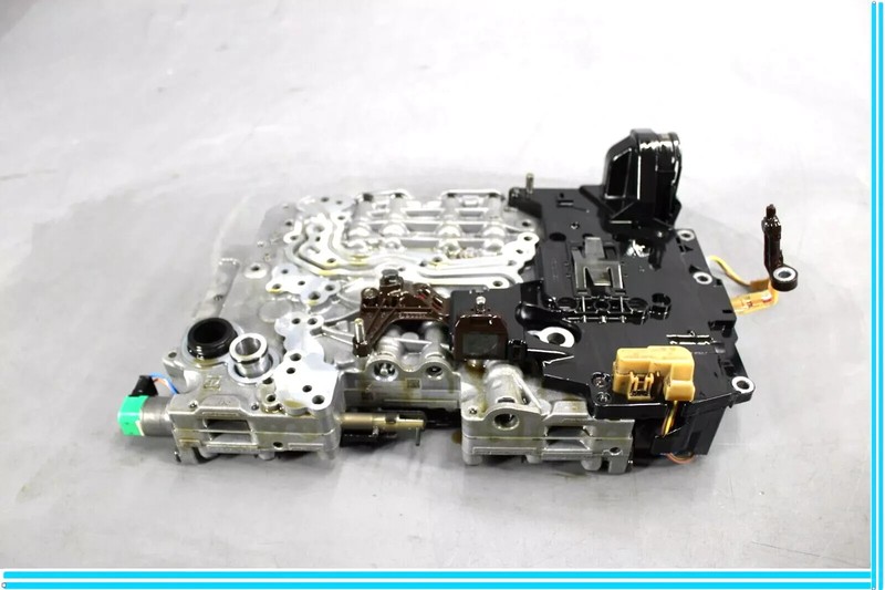11-17 Volkswagen VW Touareg Automatic Transmission Valve Body Mechatronic OEM
