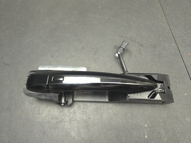 Front Right Door Outside Handle 2023 Nissan Rogue 80640-6RA4B 2021 2022 - 2025