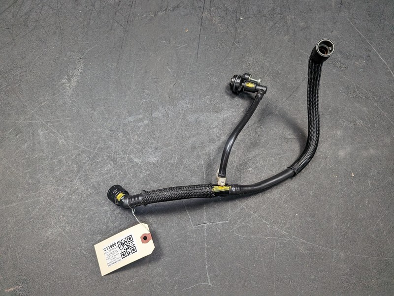 Positive Crankcase Ventilation Hose Tube 2019 Chevrolet Equinox 12687544 18 - 22