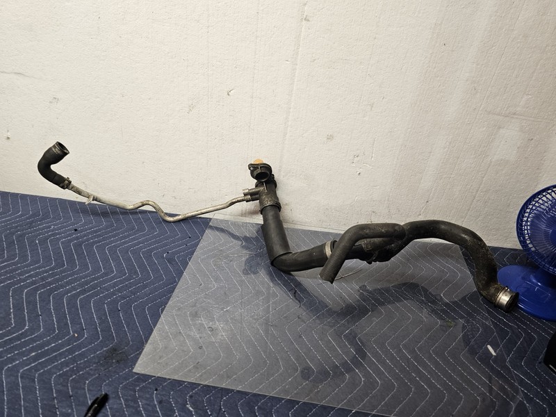 2003-2006 MERCEDES C230 2712001158 Coolant Hose