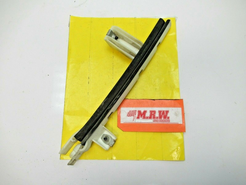 DOOR GLASS WINDOW TRACK BRACKET CHANNEL GUIDE RIGHT FRONT RF for ACADIA 07 08 09