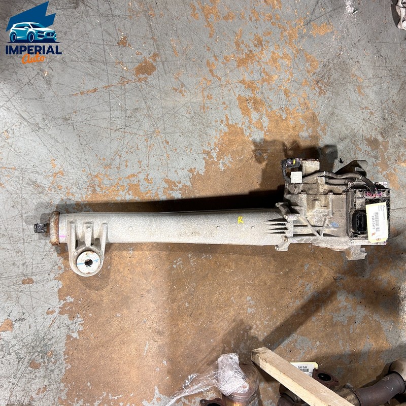 2018- 2021 37K Mi GMC TERRAIN AWD REAR DIFFERENTIAL AXLE CARRIER OEM