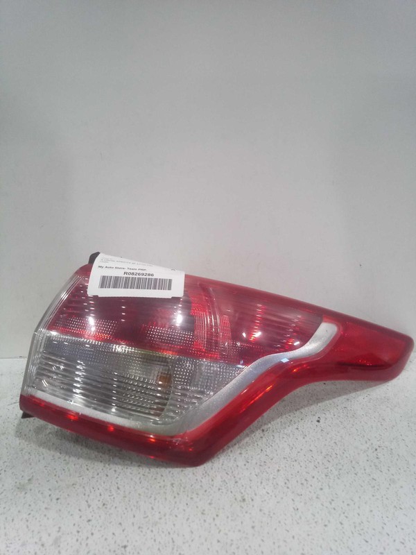 2009 Audi Q5 Left Door Mirror Assembly Red OEM 429058 Used 156K Miles