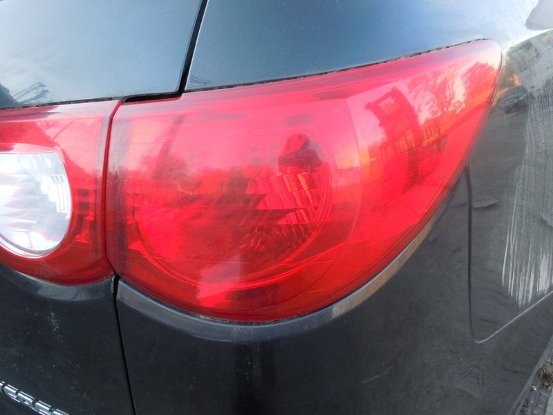 09-12 Chevrolet Traverse Quarter Panel Mounted Tail Light Passenger Right OEM