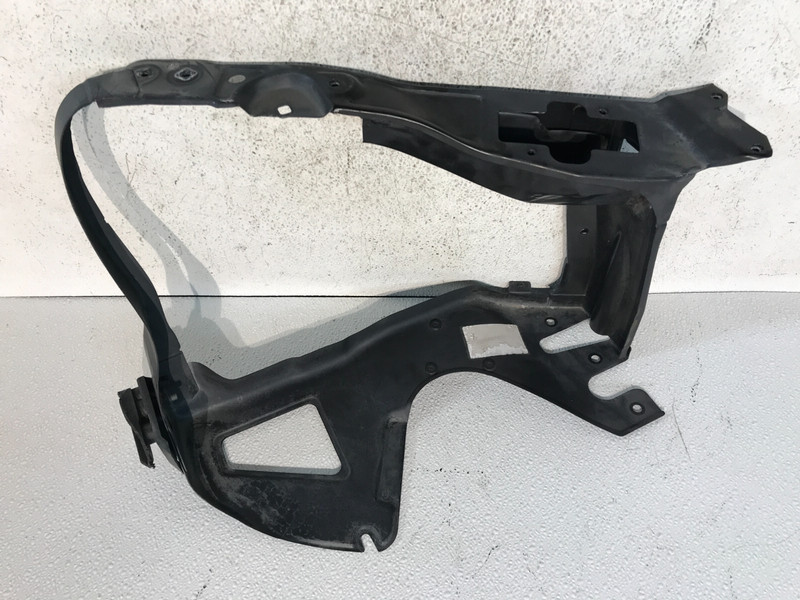 00-06 Mercedes W220 S500 Front Right Side Headlight Support Bracket OEM