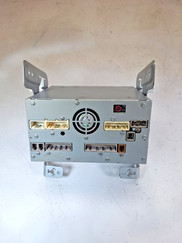 OEM 14-16 Infiniti QX60 AM FM XM Radio Receiver Navigation Audio Media CD Player