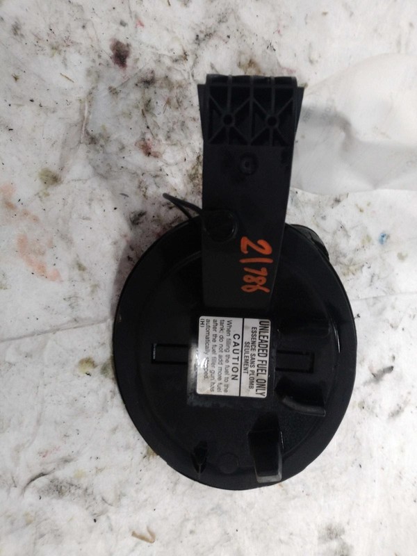 Used Fuel Filler Door fits: 2018 Subaru Xv crosstrekGrade A