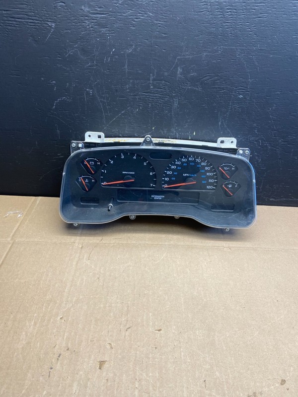 2001 2002 2003 Dodge Durango Speedometer Instrument Cluster Gauge AB9210 DG