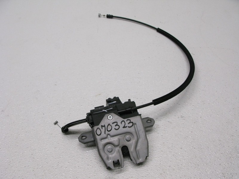 09-11 JAGUAR X250 XF XFR TAILGATE BOOT LOCK LATCH MECHANISM ACTUATOR OEM 070323