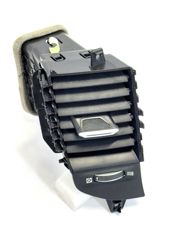 ✅2019-2025 RAM 1500-3500 5th Gen OEM DASH AIR VENT OUTLET A/C CENTER LEFT SIDE
