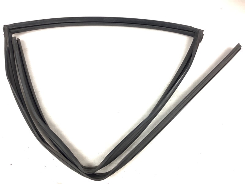88-91 Civic 4Dr DX Left Rear Window Run Channel Molding Glass Guide Rubber Seal