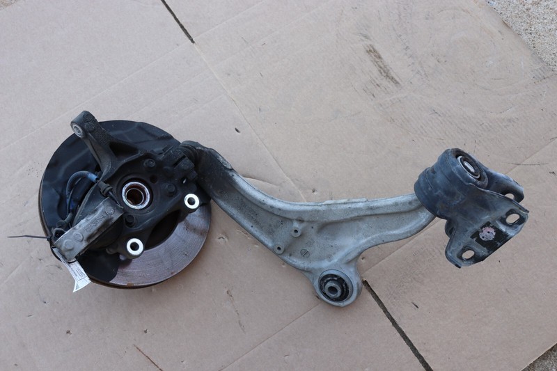 2015-2018 FORD EDGE 2.0L FWD FRONT RIGHT SPINDLE KNUCKLE WHEEL HUB W/ ARM OEM